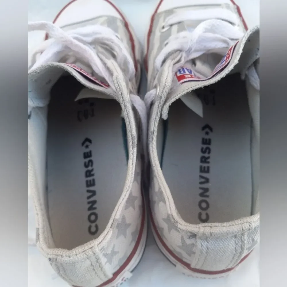 Converse Kids size 13 Chuck Taylor American Flag Stars Stripes